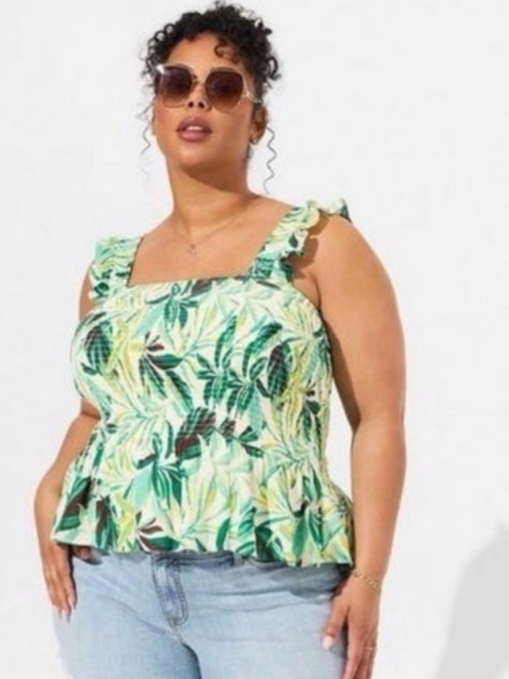 Torrid Tropical Leaf Smocked Gauze Tank Top Vacation Casual NWT 5/28 #1019